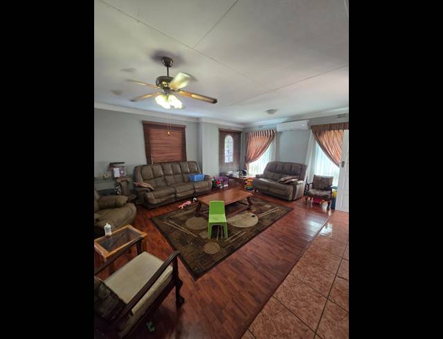 4 BEDROOM HOUSE TO LET IN ARCON PARK